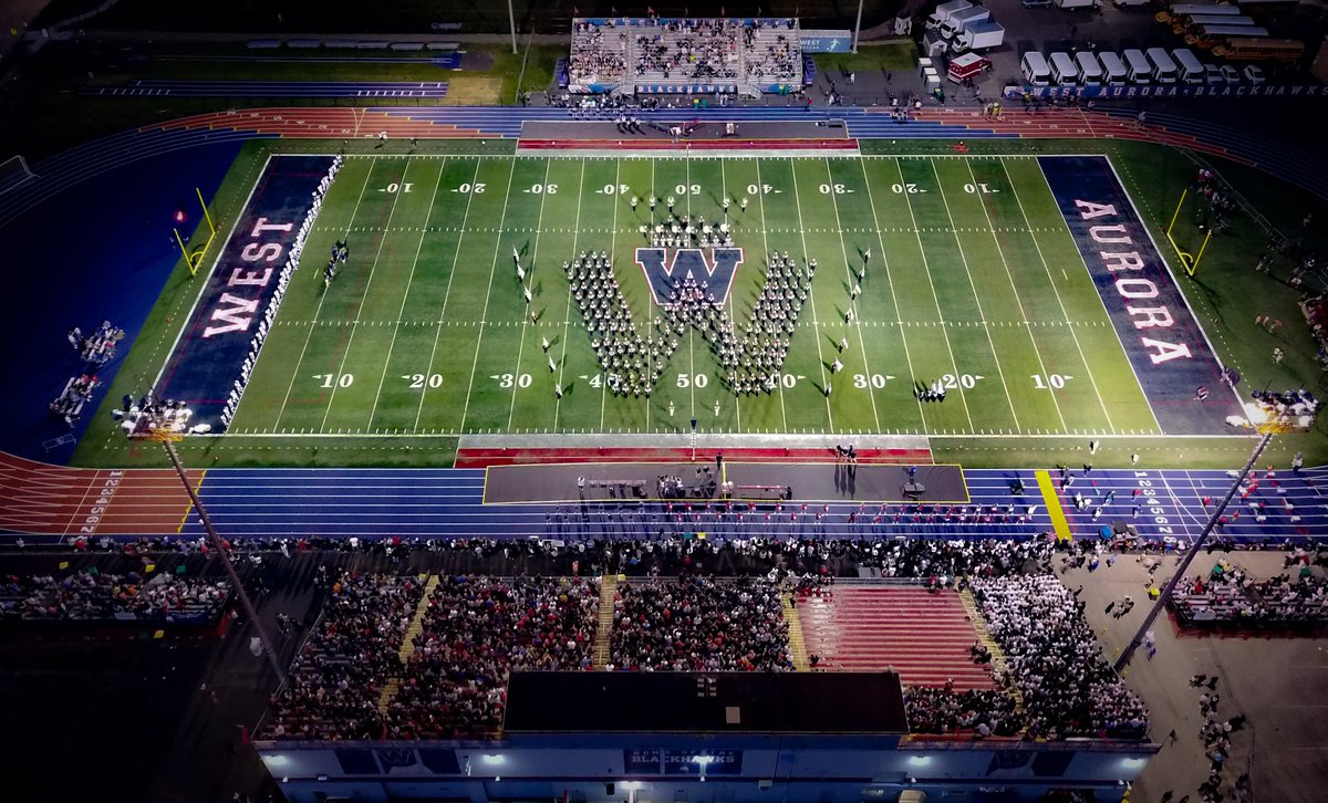 Updated pics....<a href="/WABlackhawkFB/">West Aurora Football</a> <a href="/coacheimer/">Coach Eimer</a> 

#AmateurHour