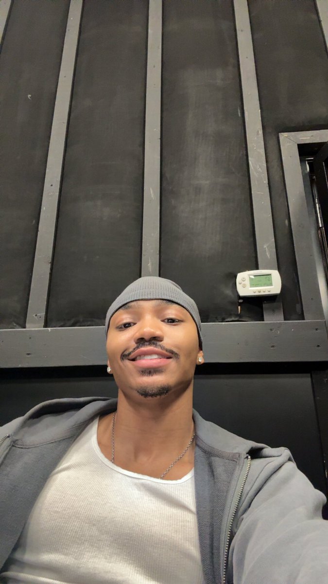 JOSH LEVI tweet media