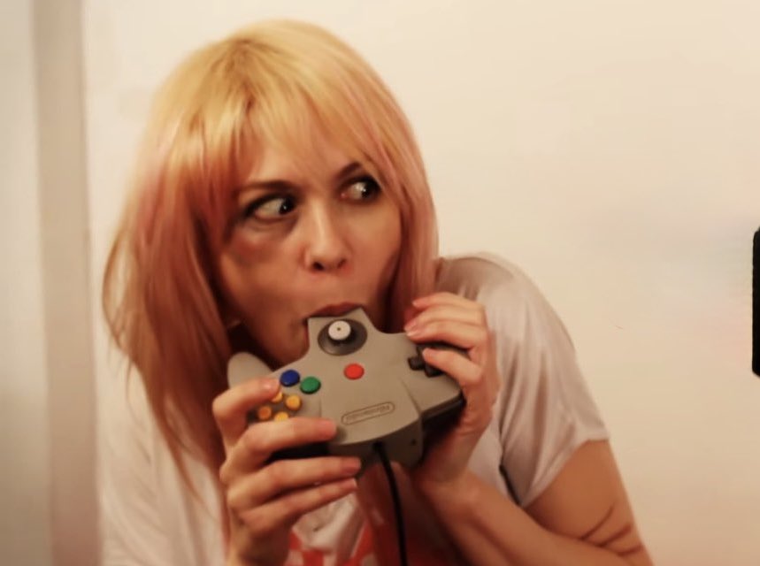 Estos cobran 9 millones de pesos por mes mientras vos:
-Vas a tener que trabajar 12 horas
-Sin vacaciones 
-Despidos sin indemnización 
-Te pagan en ticket canasta