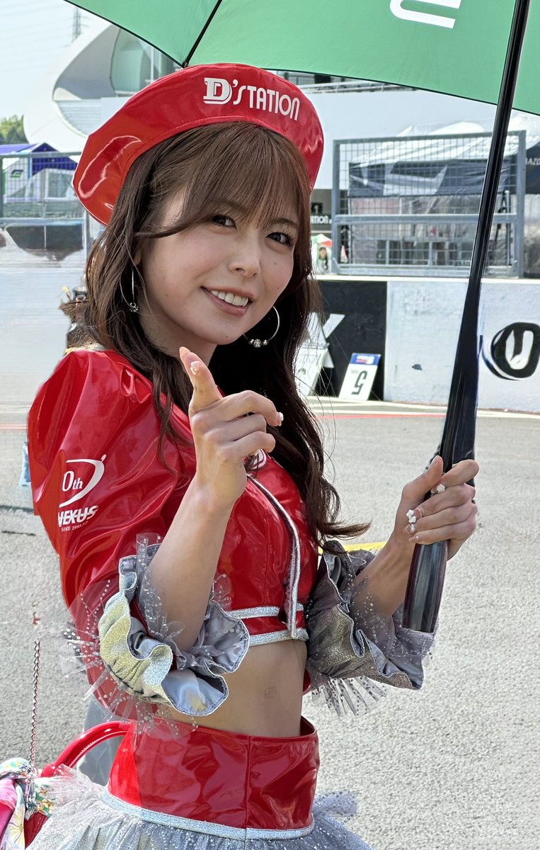 RT @kano581: お誕生日おめでとう🎂これからも素敵な笑顔いっぱい見せ