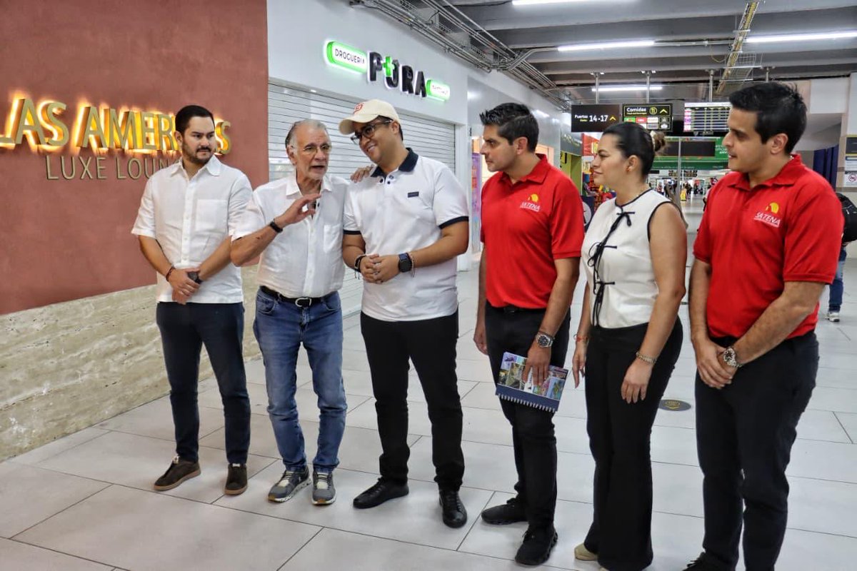 Hoy aperturamos junto al gobernador del Atlántico, <a href="/veranodelarosa/">Eduardo Verano de la Rosa</a>, una nueva ruta aérea que conecta a nuestros departamentos y fortalece la integración del Caribe colombiano. ✈️

Esta conexión Riohacha–Barranquilla, operada por <a href="/AerolineaSatena/">SATENA la aerolínea de los Colombianos 🇨🇴</a>, es una apuesta estratégica para