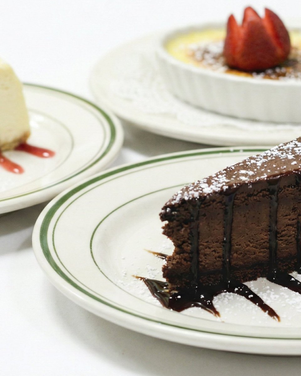 Save room for dessert.
Valentine’s Day is almost here. ❤️ #EdwardsSteakhouse #JerseyCityEats #SteakhouseVibes #valentinesday #love