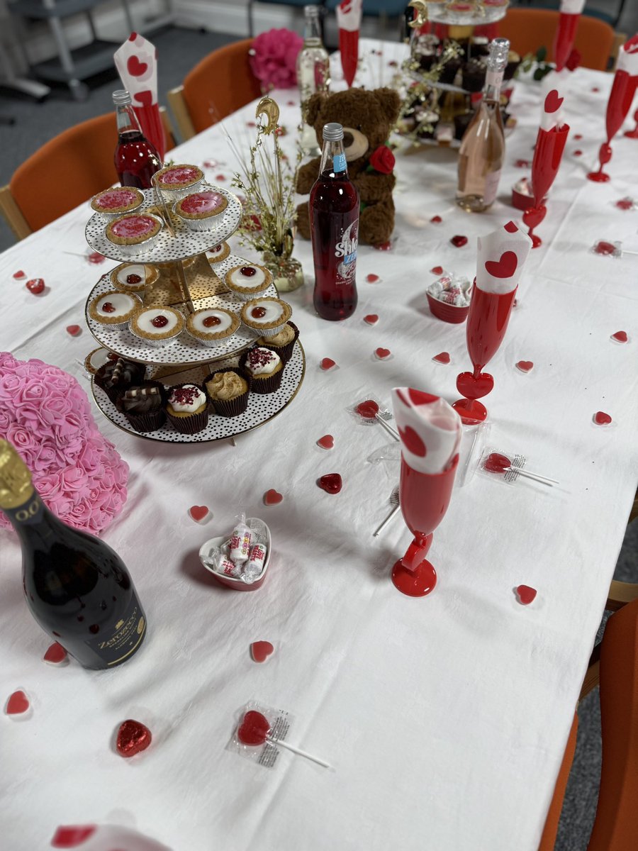 NBykerLodge's tweet image. Proud of our amazing team at Byker Lodge 💖
Going above and beyond to make Valentine’s Afternoon Tea truly beautiful for our adults thoughtful touches, elegant details, quality over quantity.
Made with care. Shared with love. ✨
#BykerLodge #QualityOverQuantity