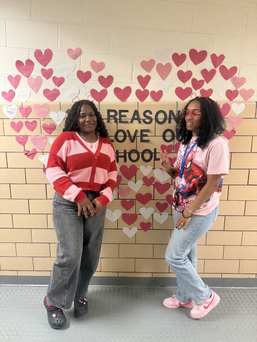 LaburnumES tweet media