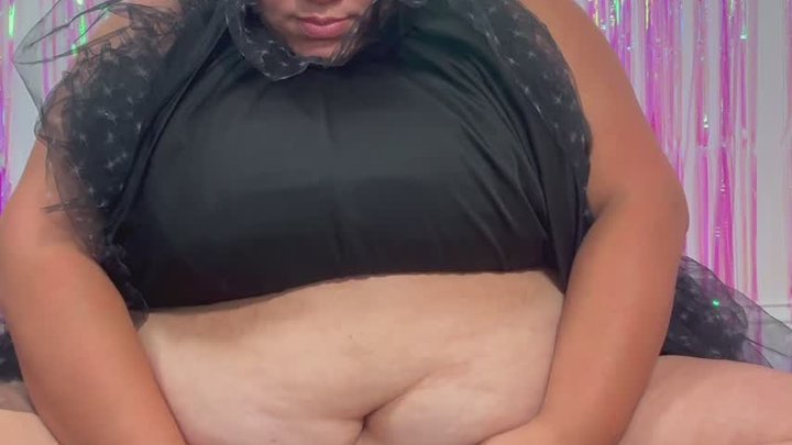 My #clip - new years open pee and hitachi just sold! clips4sale.com/studio/474243/…