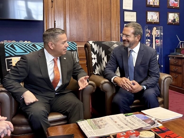 En equipo llevamos una agenda clara ante miembros del Congreso en Washington para atender la necesidad de los fondos de Medicaid y Medicare Advantage que sostienen el sistema de salud de Puerto Rico. Presentamos el panorama fiscal proyectado a partir de 2027 y la urgencia de