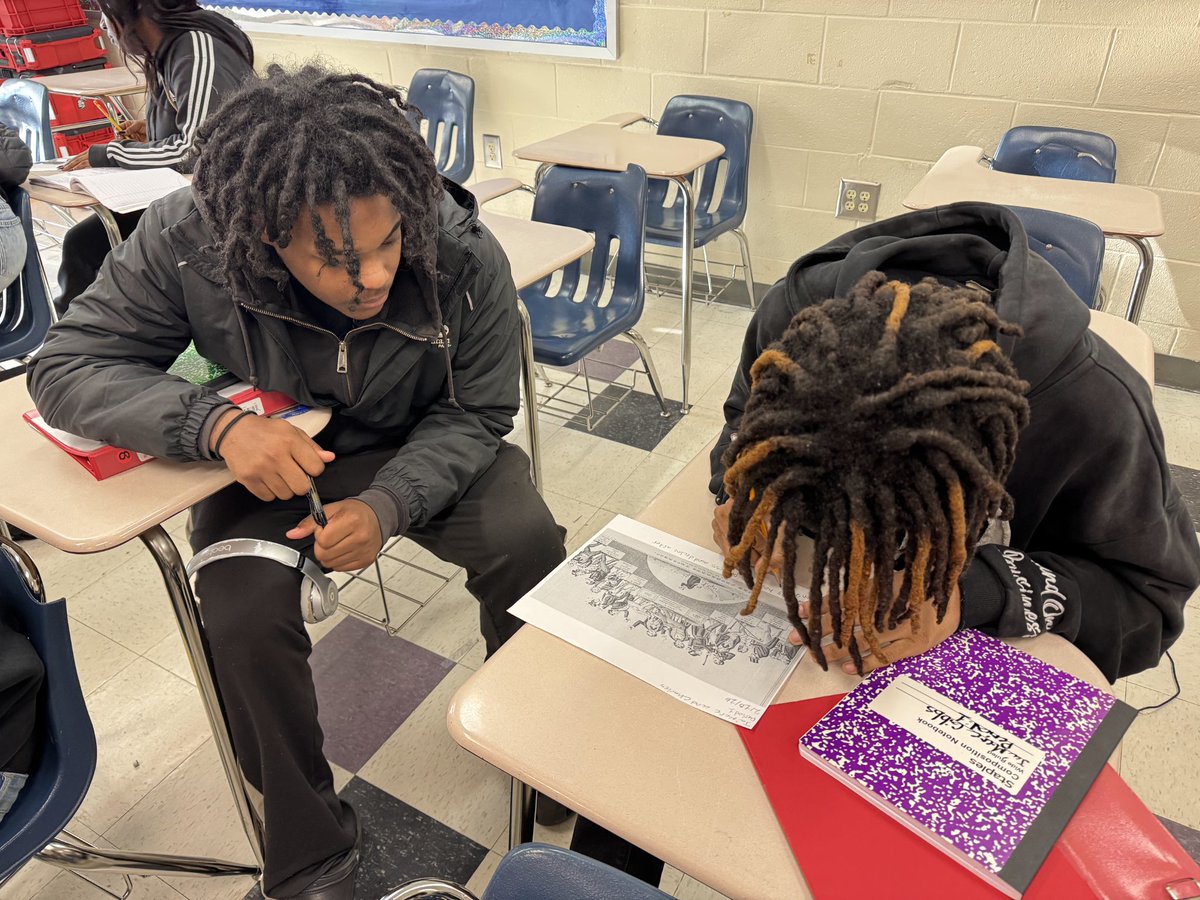 APDavisLHS's tweet photo. Primary sources. Shared thinking. Deeper understanding. ๐บ๐ธ๐๏ธ
Students collaborating to analyze a political cartoon in U.S. History. #StudentCollaboration #AcademicCulture @LithoniaHigh @MCWilkinsPhD @APGreen_LHS @VachealHutchins @ssac_lhs https://t.co/vL0ONRkrgX