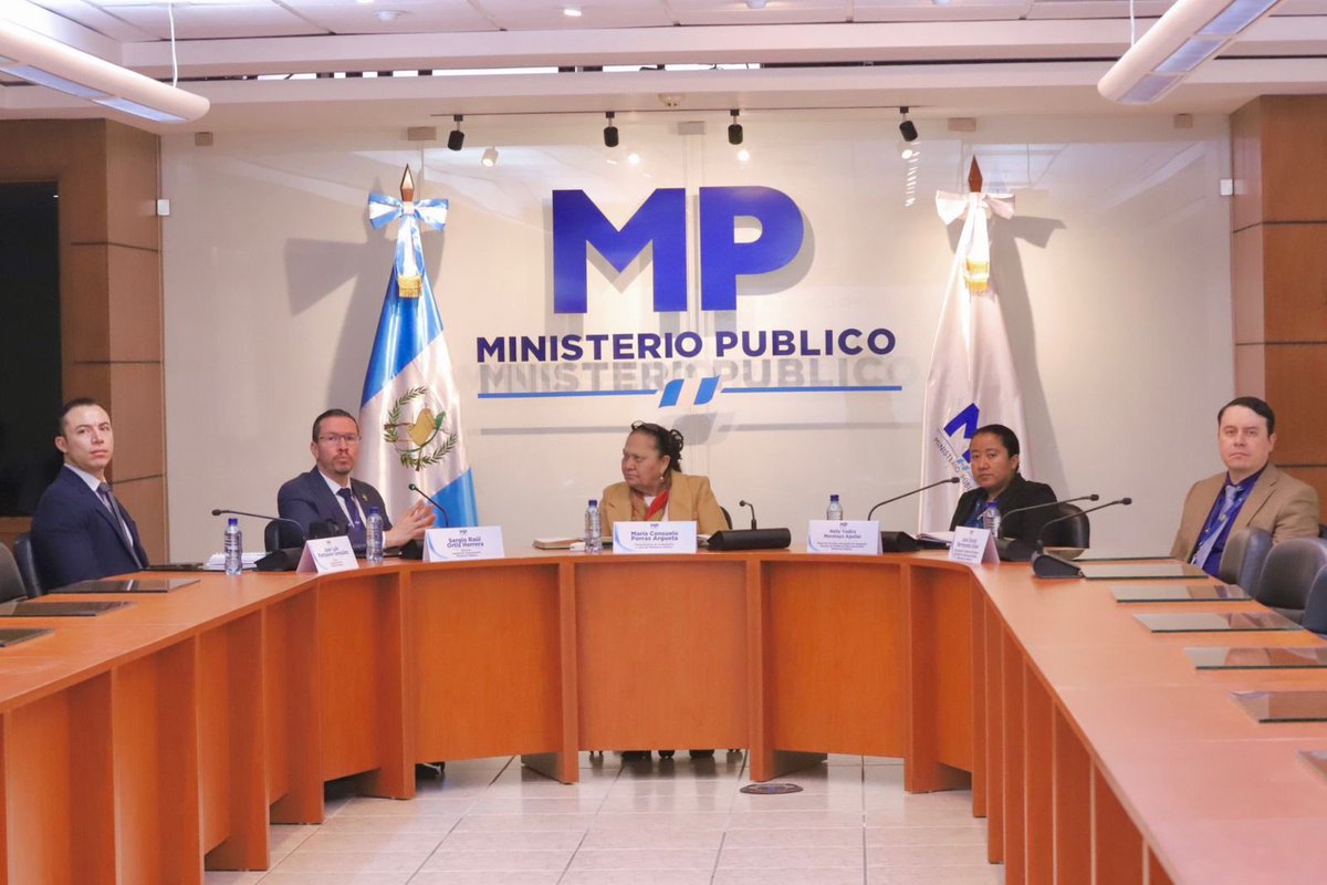 María Consuelo Porras tweet media