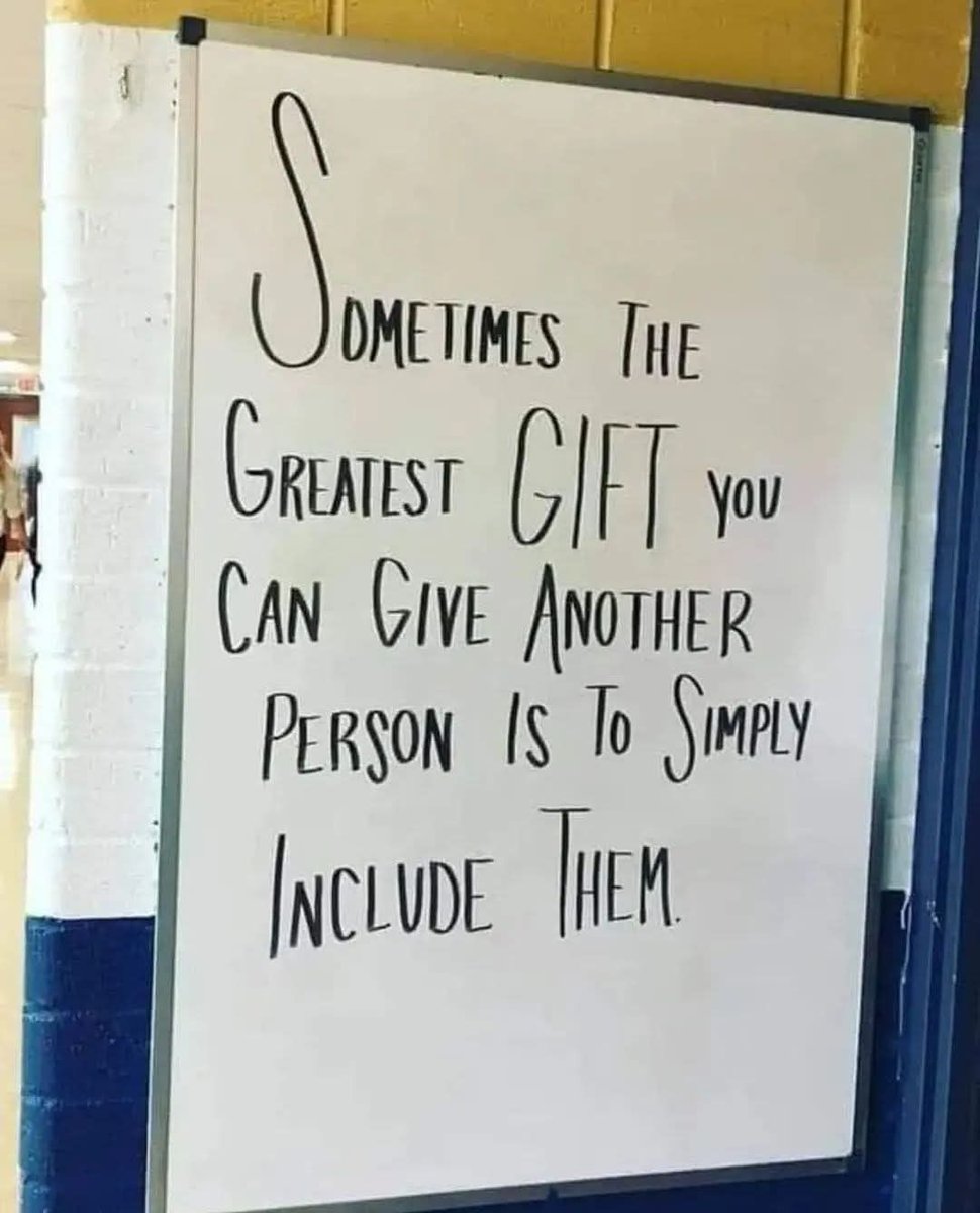 Help A Teacher tweet media