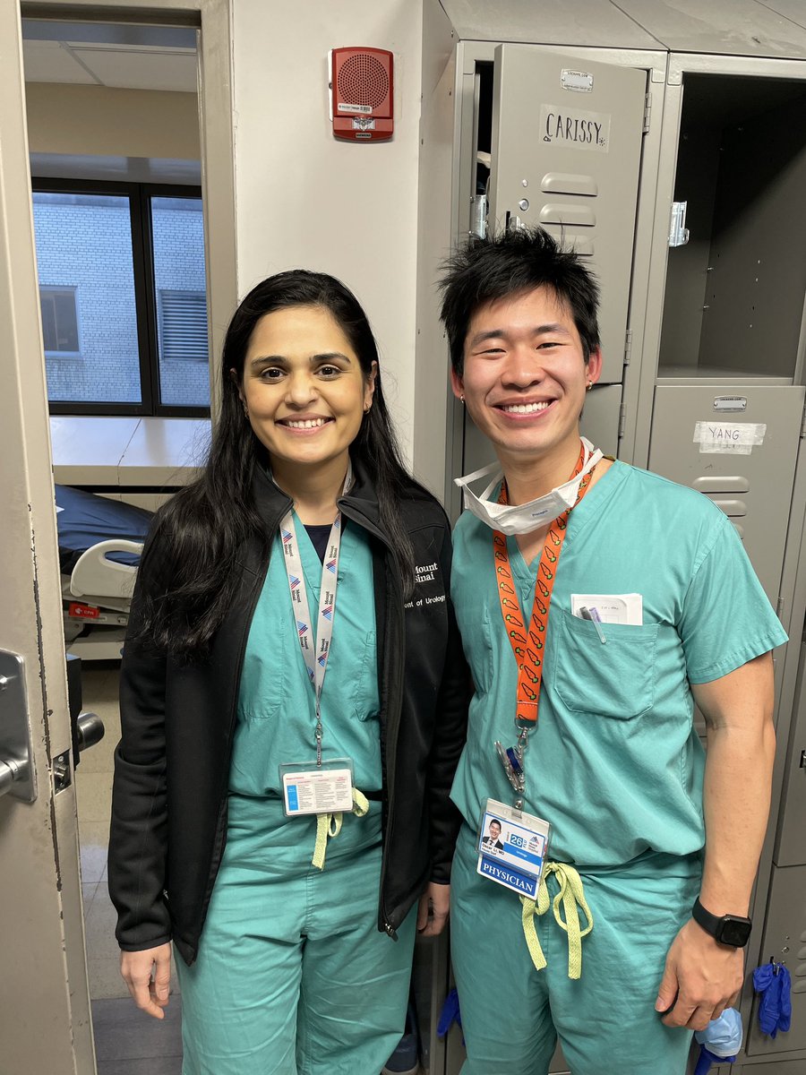 onlyoscarli's tweet image. got on the robot today and dropped the bladder for the first time in a robotic prostatectomy case today ahhhh #urology 🙌🏼😭