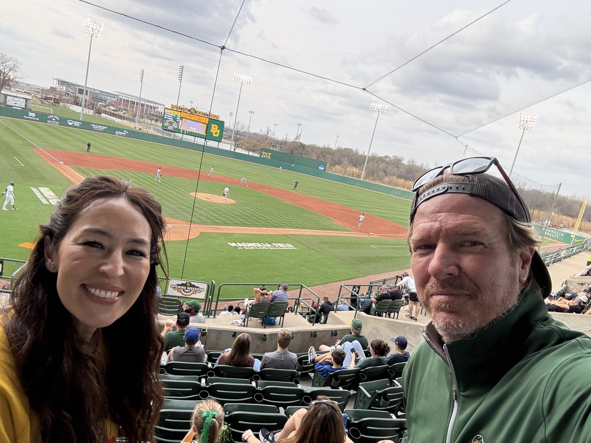 Chip Gaines tweet media