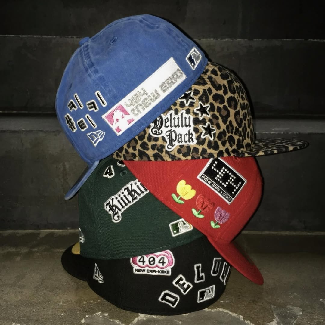 📸 | New Era Korea publicou um spoiler sobre a colaboração com o KiiiKiii.

#KiiiKiii #키키 <a href="/We_KiiiKiii/">KiiiKiii</a>