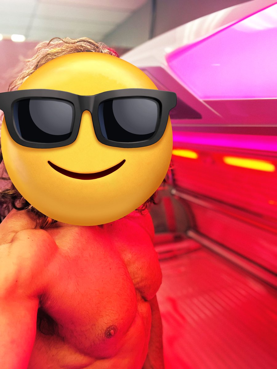 ThoughtForms3's tweet photo. Tanning with UV &amp; Red-light literally awakens ur body https://t.co/5SnmWAHV5j