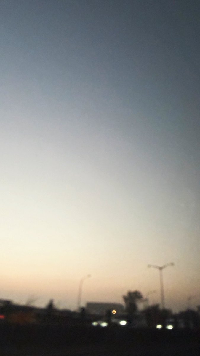 APPLE🍎 tweet media