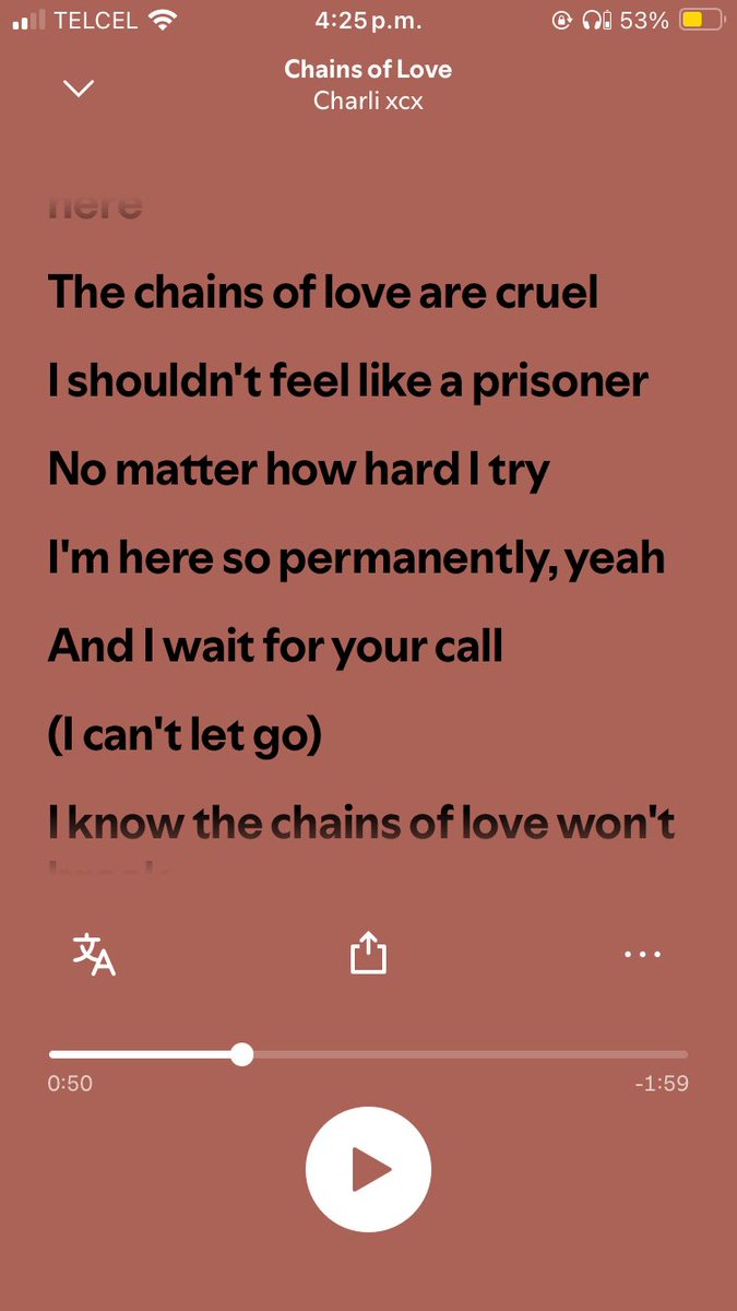 mxeternaly0uth's tweet photo. en honor al estreno de #WutheringHeights con su soundtrack yo quisiera saber si la loca soy yo o si @NiloaGray también opina que la canción Chains Of Love APESTA a #Elriel 🦇🗡️🥀 ⛓️ https://t.co/QN3HsSOOKX