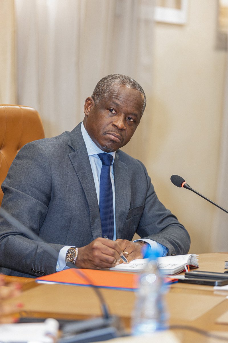 HermanImmongaul's tweet photo. Réunion ce jour sur l’efficacité des partenariats techniques et financiers.
Nouvelle dynamique : projets mieux coordonnés, mieux suivis et alignés sur le PNCD.
Objectif : des résultats concrets pour les Gabonais.
⏰
#PNCD
#Développement
#ComGouv
#Gabon 🇬🇦 https://t.co/6H9pP1cqDm