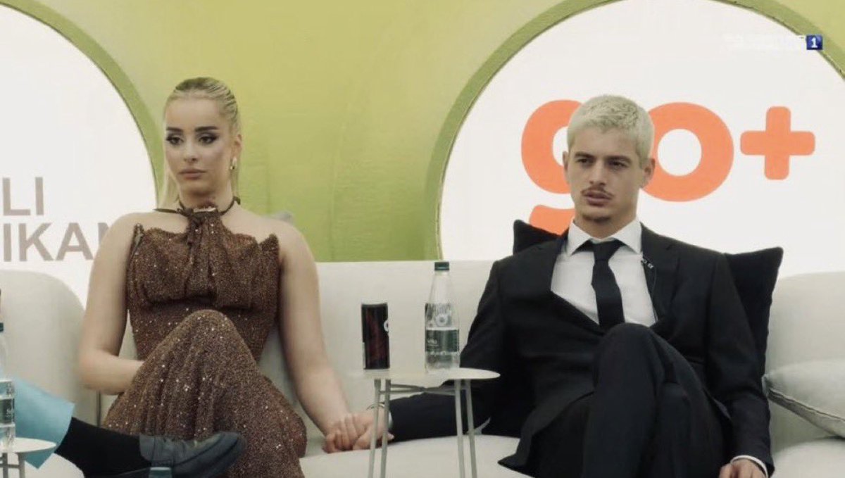 Jemi aty miq ende , jemi aty #bbvipks4