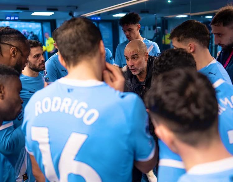 Blue Moon tweet media