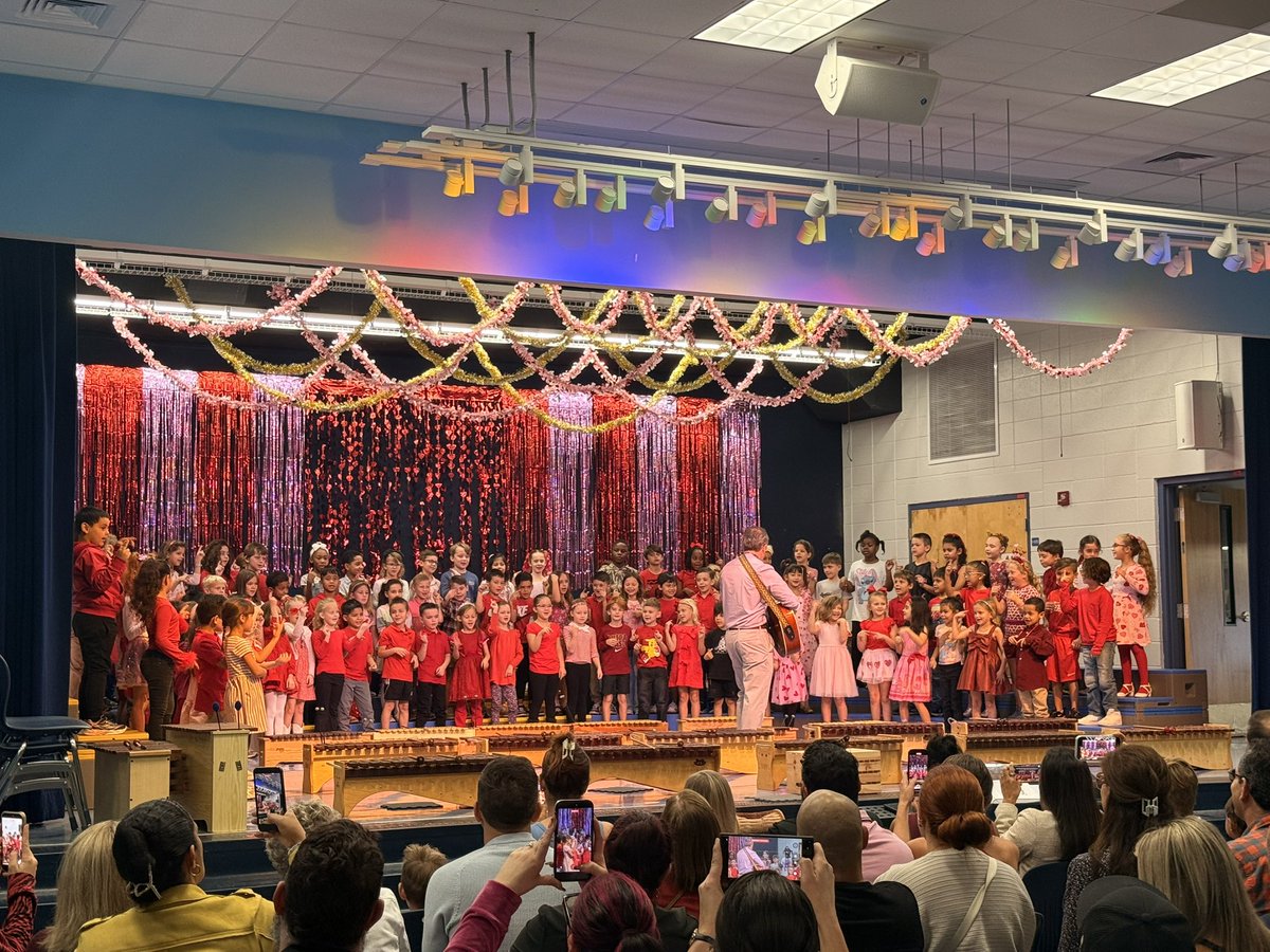 Sea Gate Elementary tweet media