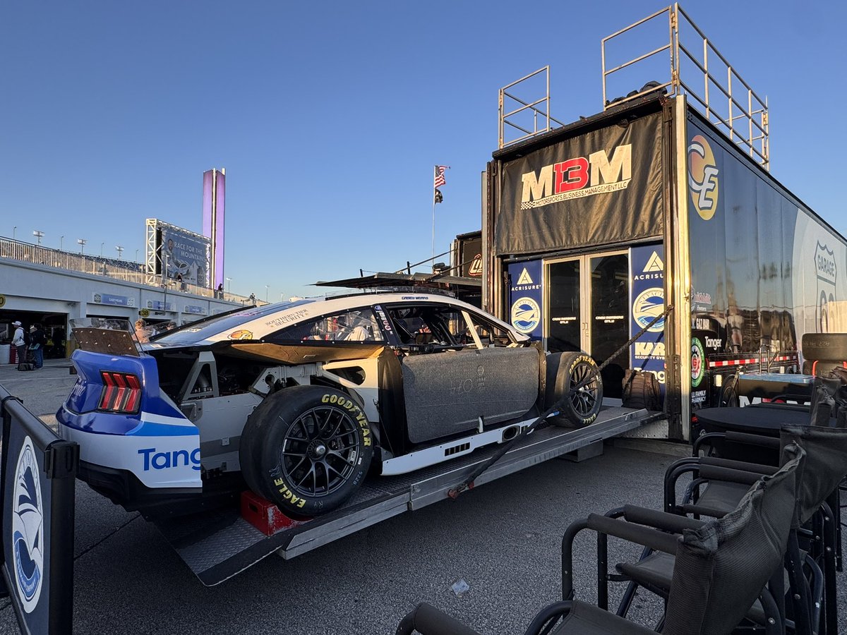 Kelly Crandall tweet media