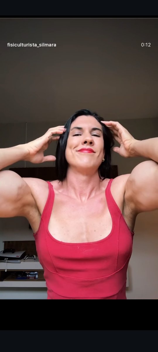 Muscular_goddess16 tweet media
