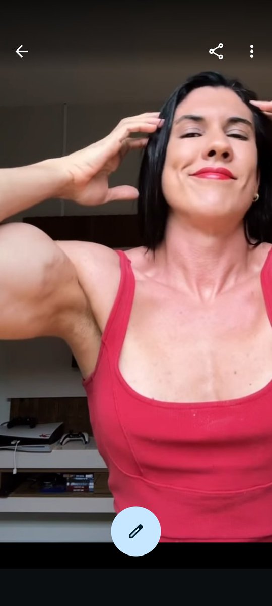 Muscular_goddess16 tweet media