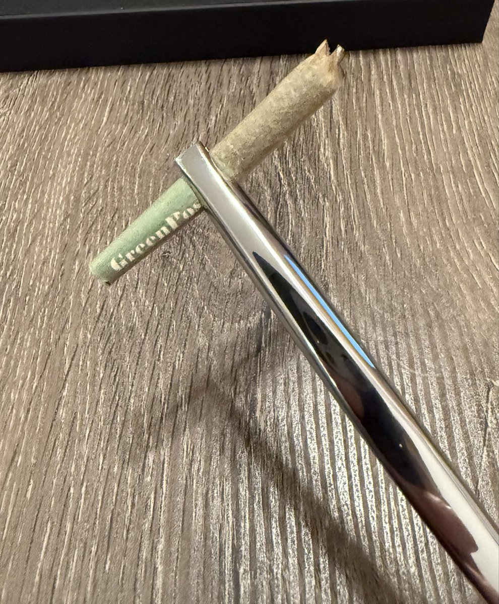 Hit Clip tweet media