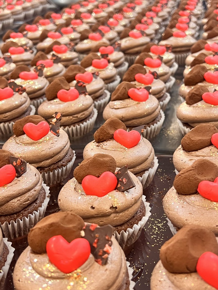 Lola'sCupcakesTokyo (@lolastokyo) / Posts / X