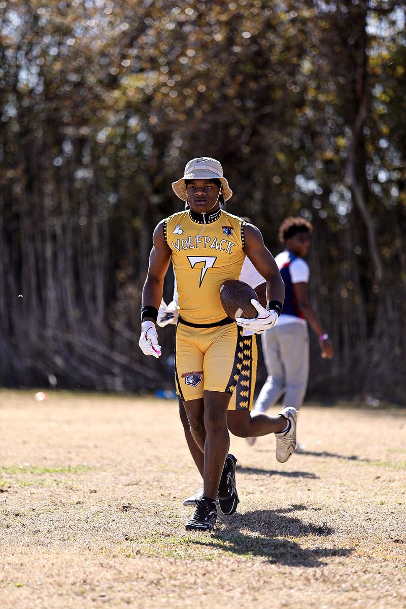 Deuntra Scheanette tweet media