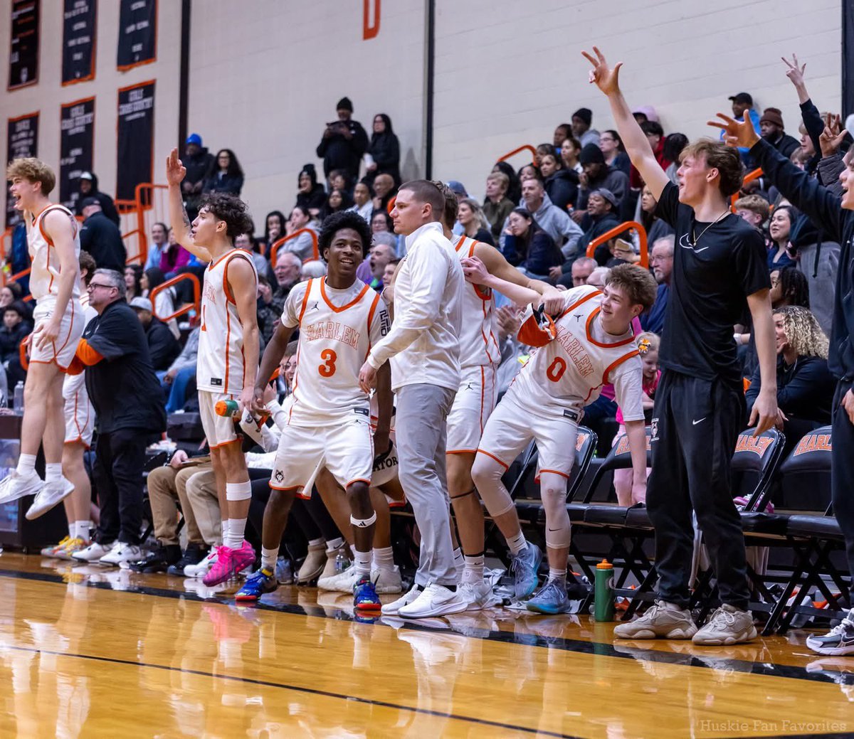 HarlemBoysBB's tweet photo. It’s the culture THEY built that I love most! #Always_US! https://t.co/O1xJbU7ktj