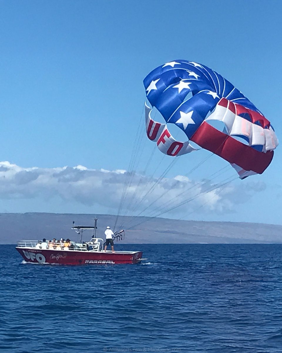 molokini's tweet photo. Time on the water is time well-spent! What's your favorite thing to do on Maui? https://t.co/sMSgx8Vf0L