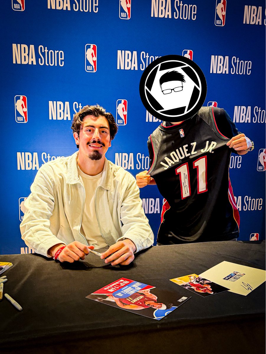 NBAストア(3/4) この日はヒートのハイメ・ハケスJr.の来店イベントが