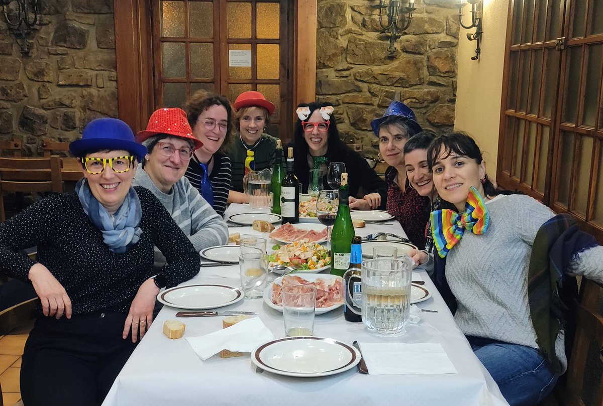 abixaran tweet media