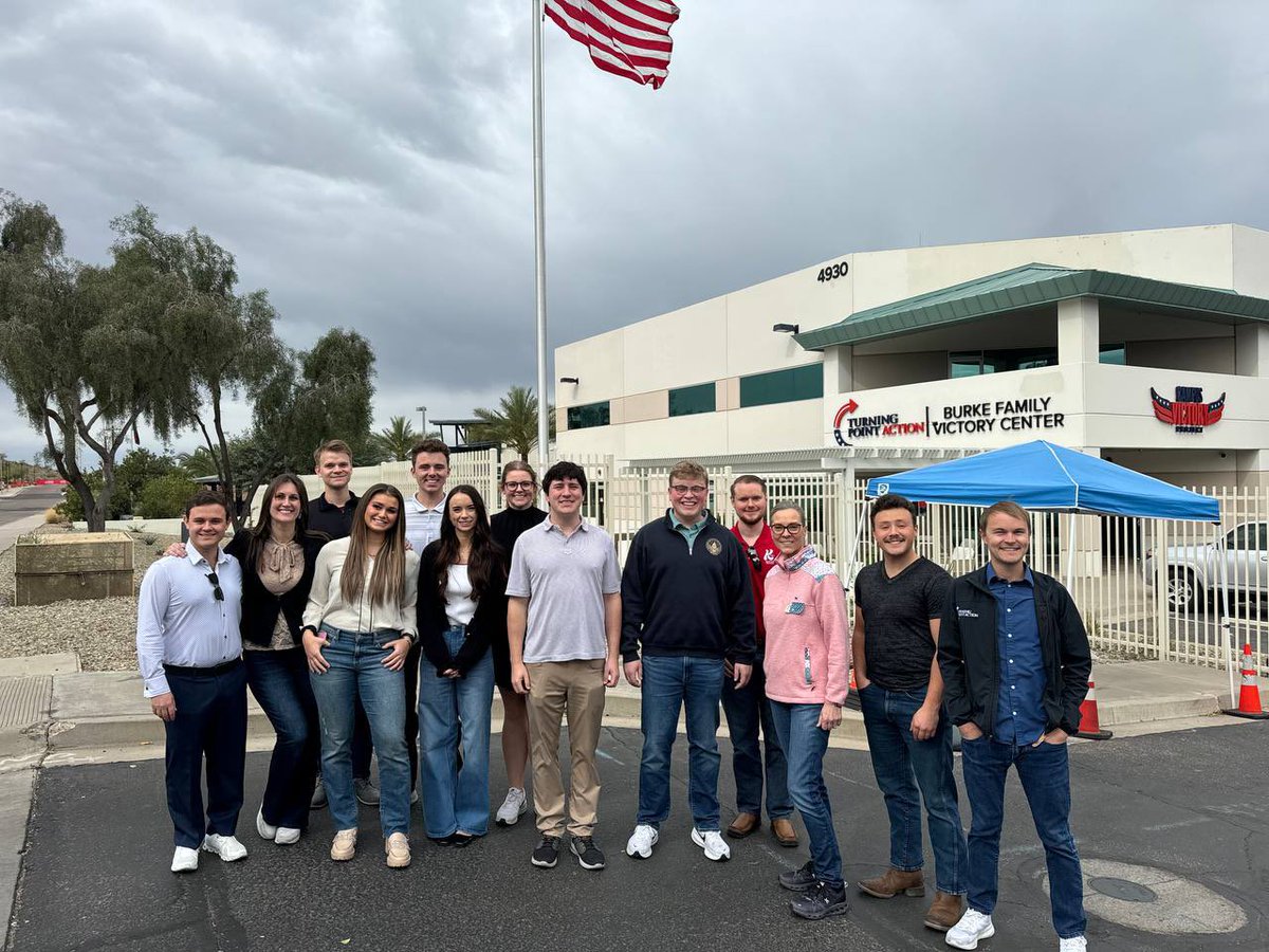 Ella Mullenbach tweet media