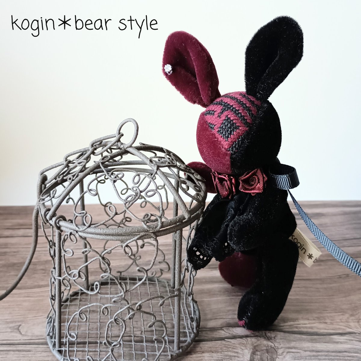 ドール風な雰囲気を持つこぎんウサギ、販売開始しました。半身ずつ色が