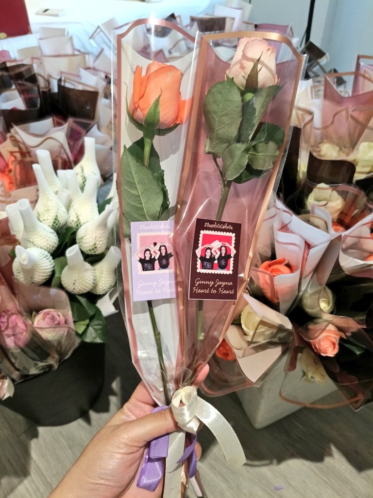 ทีมจินเจพร้อมมอบความสุขแล้วคับ

GINJAY HEART TO ALKEY
#GinnyJaynaFirstFanconTH