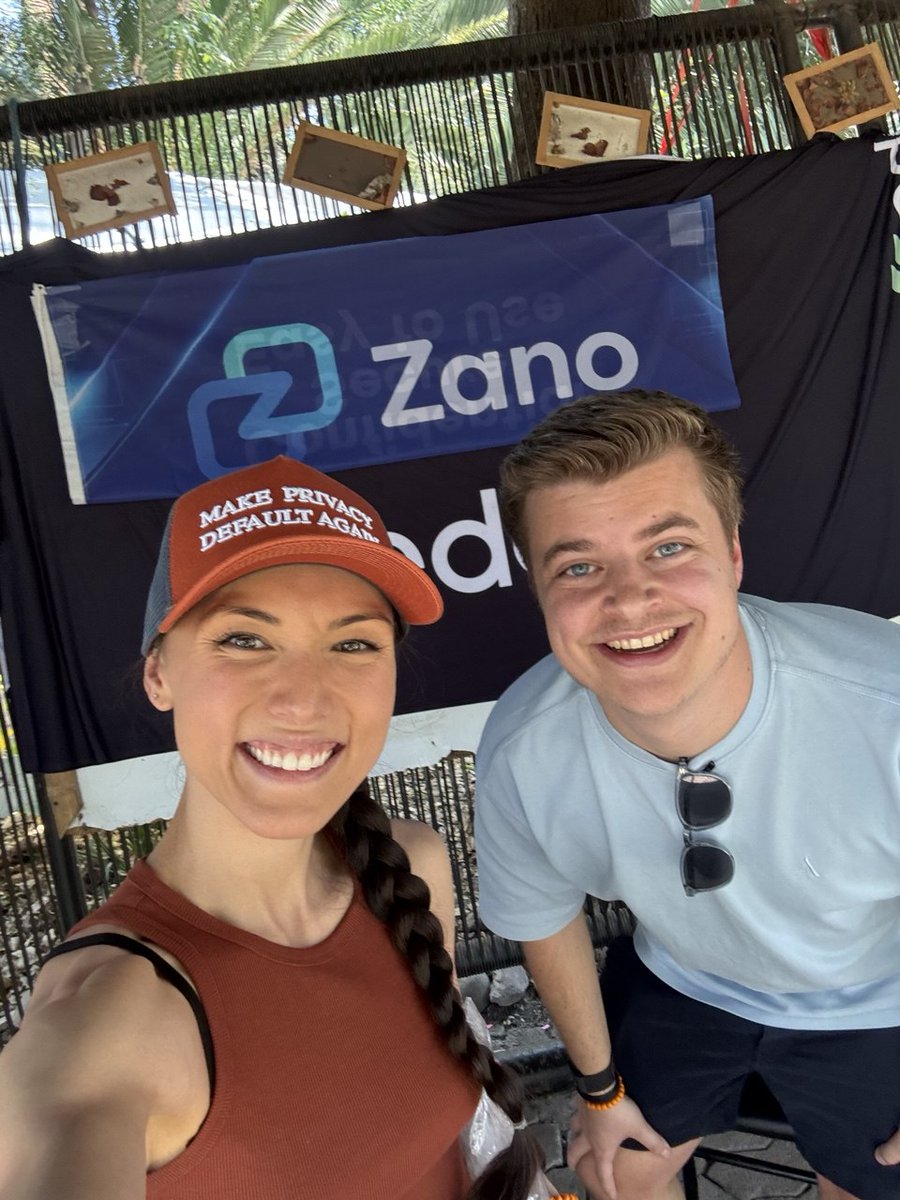Setting up our makeshift studio for recording with <a href="/EdgeWallet/">Edge</a> at <a href="/monerotopia/">MoneroTopia</a>!💪🏼

<a href="/shimmy_moto/">Elizabeth Shim(toshi Nak)amoto</a> <a href="/paullinator/">Paul V Puey</a>