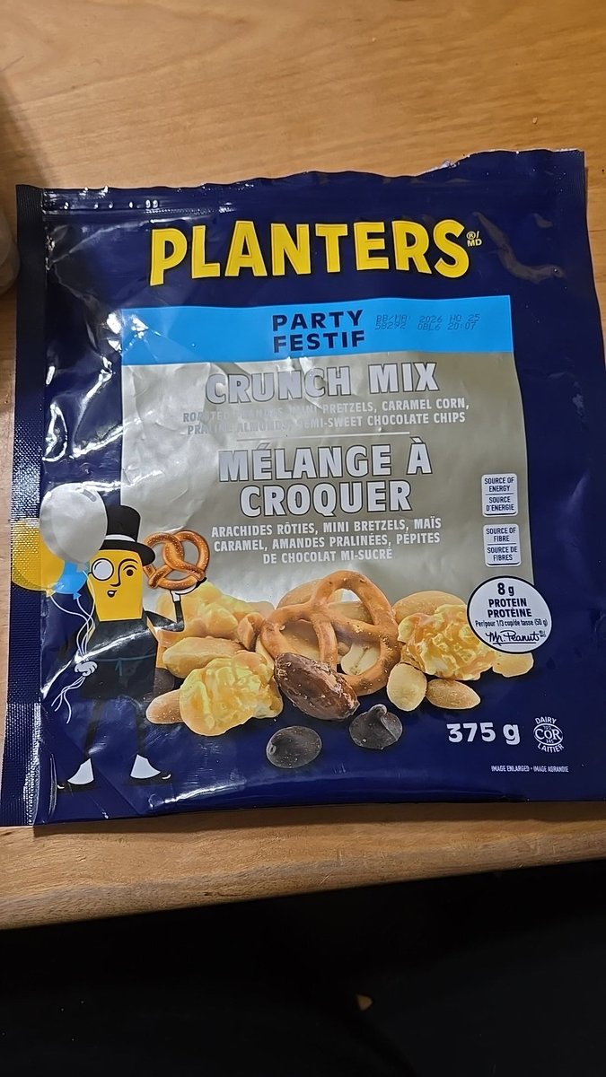 DesirableBottom's tweet photo. Currently obsessed with @MrPeanut Crunch Mix and I’m not apologizing for it 😋🥜
Sweet. Salty. Crunchy. Dangerous.
One handful turns into the whole bag REAL quick 👀
What’s your go-to snack right now?? 👇
#SnackTime #CrunchMode #DesirableNation https://t.co/65H0XCqYxE