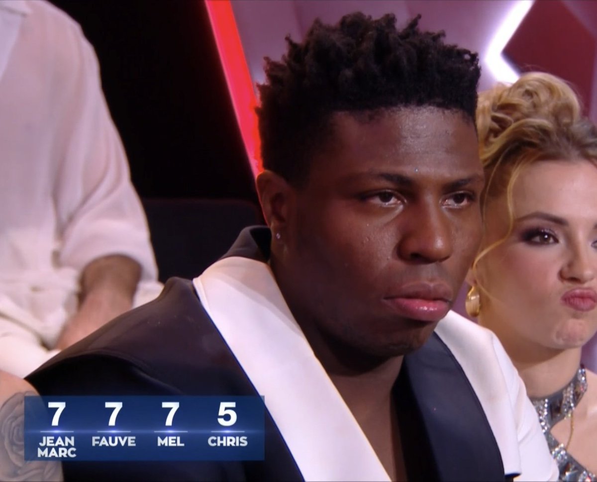 Quand tu pensais bientôt dormir mais que ça te mets la pub a minuit passé 
#DALS