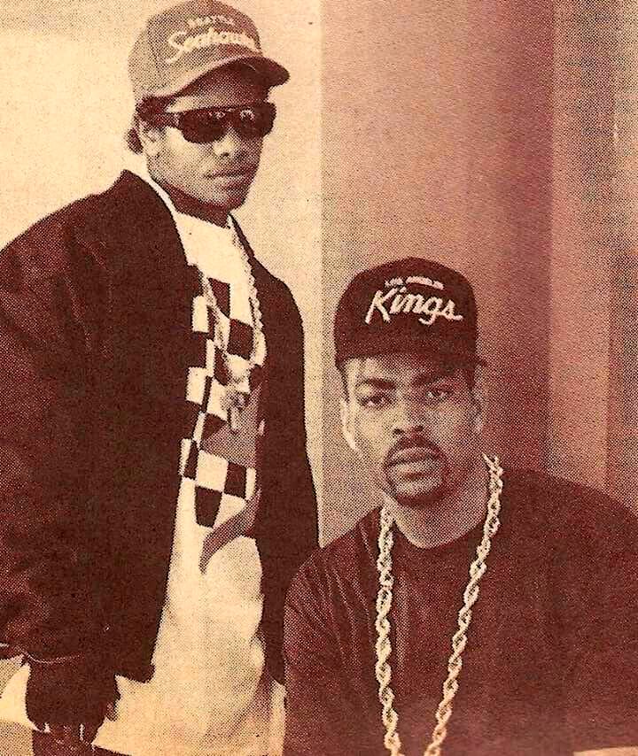 HHBITD's tweet photo. Eazy & The D.O.C ๐ฅ๐ฅ
#RIPEazyE #TheDOC #NWA #HIPHOP https://t.co/yCKZl2eDEW