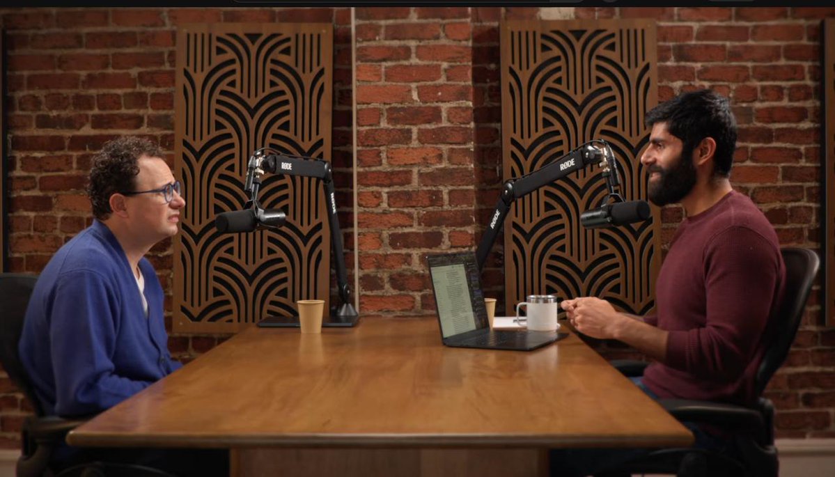 stalkermustang's tweet photo. I love Dario, I love Dwarkesh, but oh my god, why would they put this cut in the podcast recording..? https://t.co/vbs08DIy9U