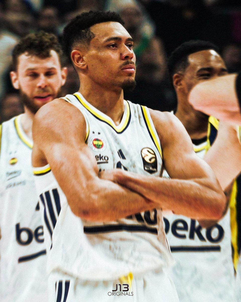 j13originals's tweet photo. ice in his veins. https://t.co/mjHjmzrhMu