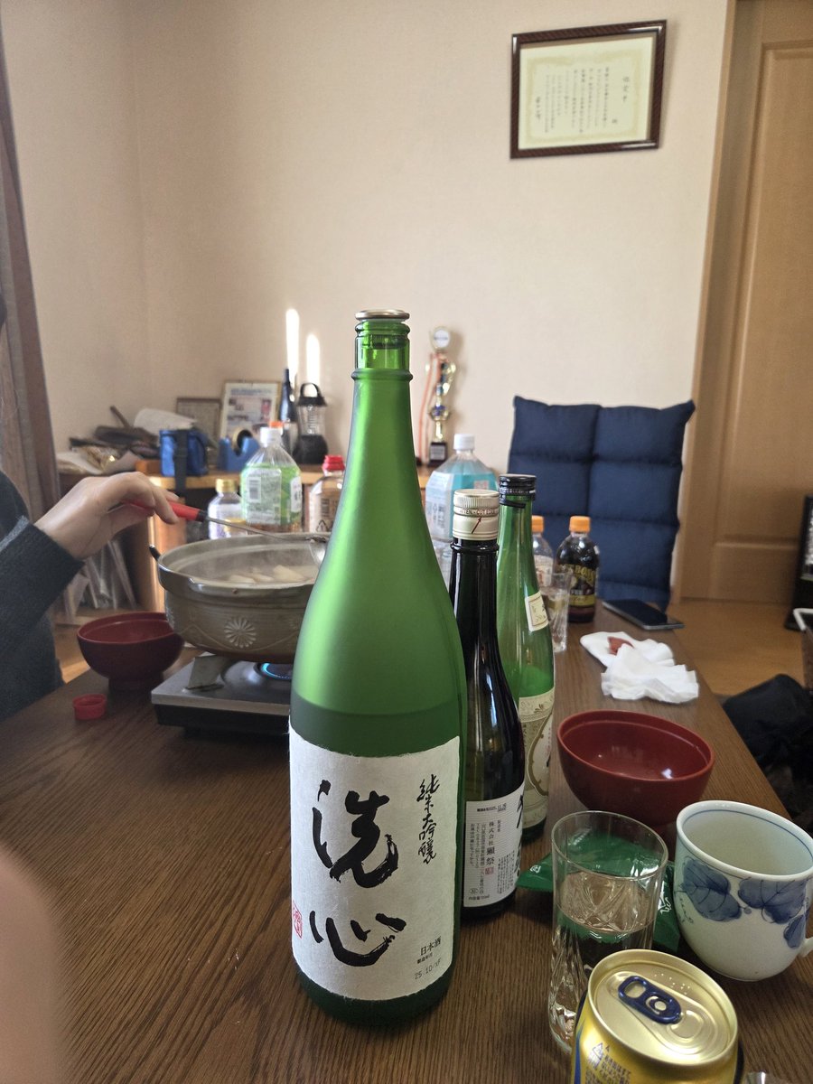 sakura2922's tweet photo. 未来にもらった酒もみっちゃんと頂きます🙏 https://t.co/xgOIJXVLOY