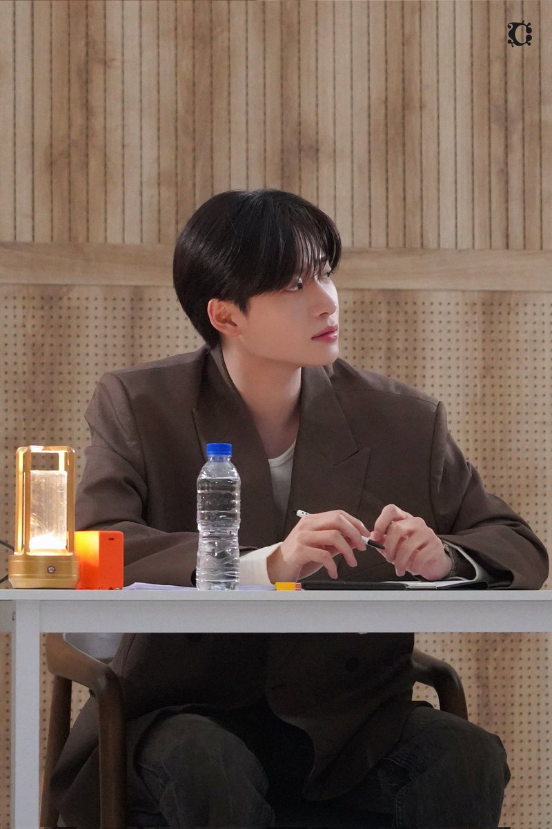 JungmoFrance's tweet photo. 5/5

⤷ #CRAVITY #크래비티 #정모 #JUNGMO https://t.co/4fbK9OTIAl