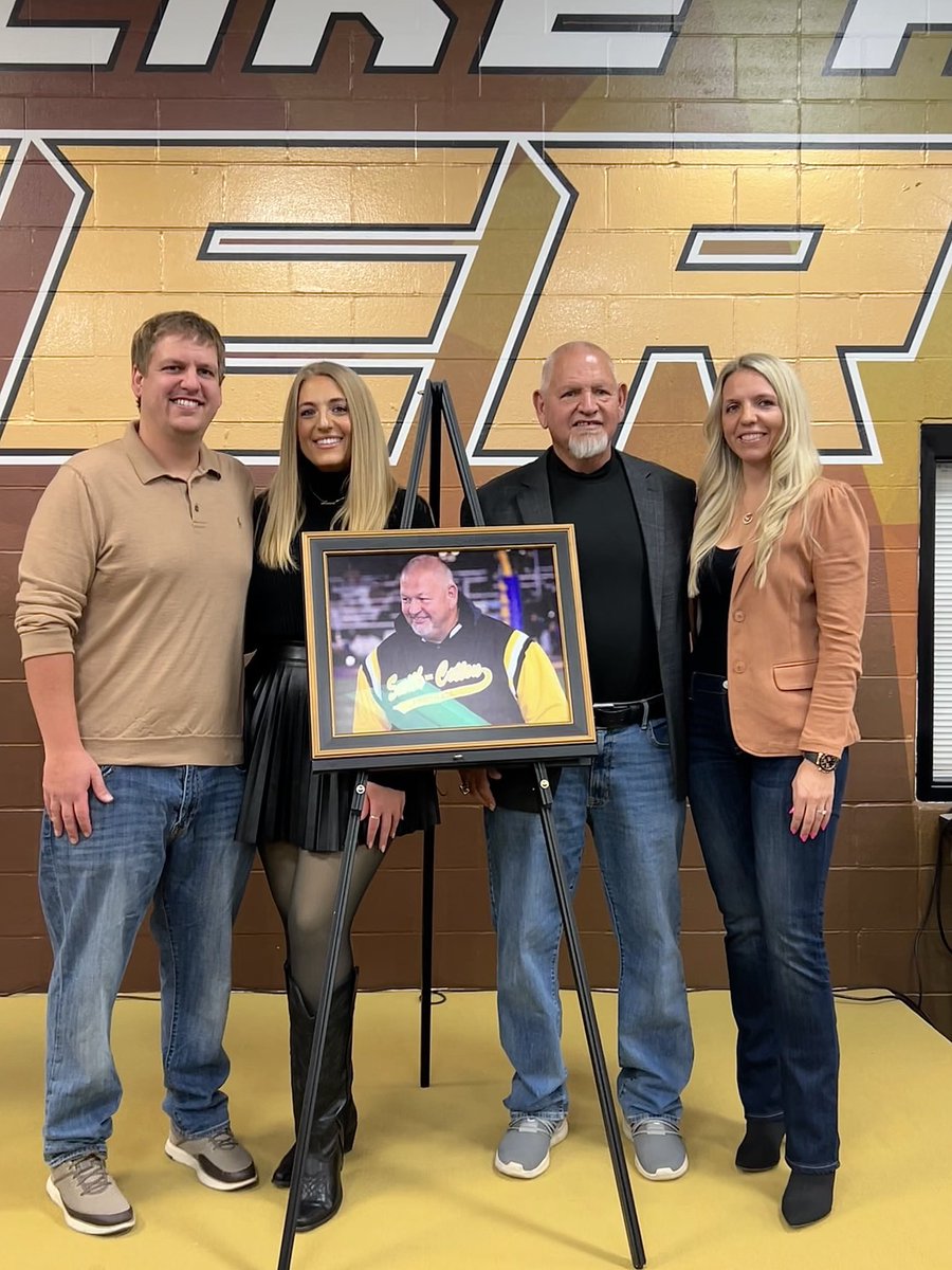 Maggie Johnson tweet media