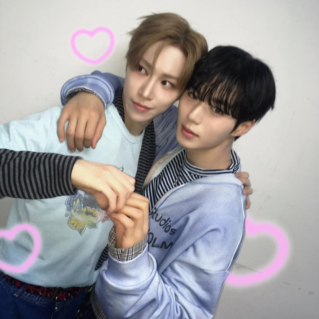 K 🐈⬛ | 📚💭readHee 4 lhs1 tweet media