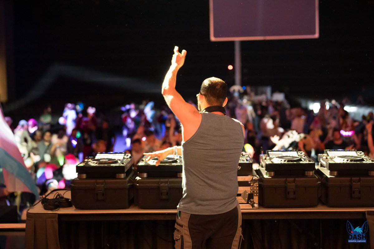 Anthrocon, Inc. tweet media