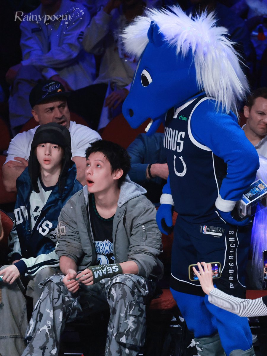 both having the same expression i’m crying