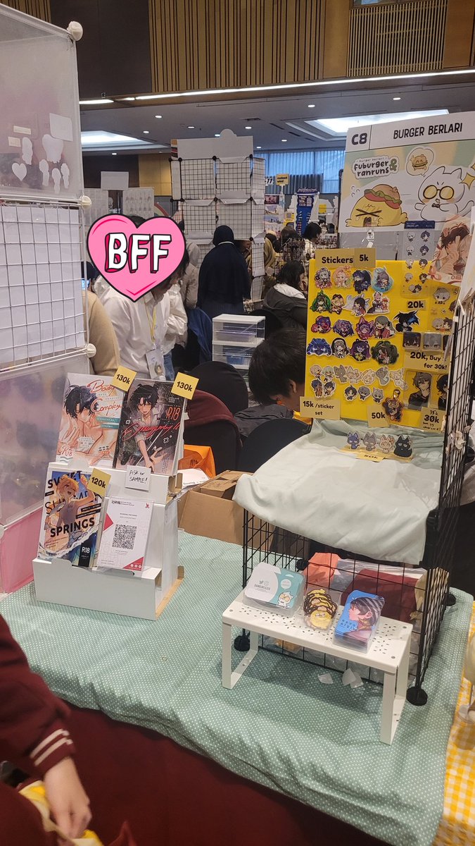 Kami di #COCOMA4 dengan <a href="/fuburger/">fu🍔 @ thesis grind</a> dan <a href="/RAlgiera/">Reva 💀@CF21 D47-D48</a>