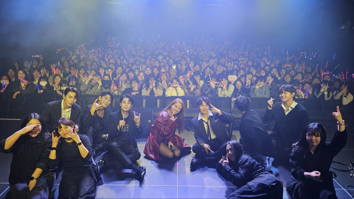 Living in the shadow🤘